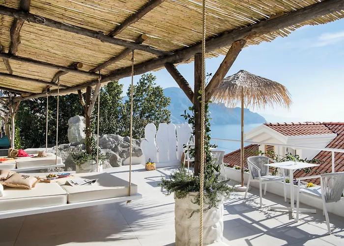 Una Villa - Amalfi Boutique Rooms B&B